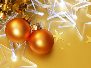 <b>golden yellow Christmas ball</b>
