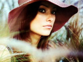 Olivia Wilde Hat for 9780, 9810 wallpaper