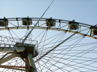 Sky-Wheel for blackberry 9900 wallpapers