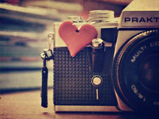 <b>Rangefinder camera wallpaper</b>