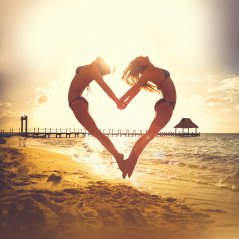 <b>love beach 1440p wallpapers</b>