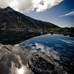 <b>Valley Mountains Lake Sky Reflection</b>