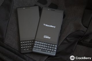 <b>Rogers BlackBerry KEY2 and KEY2 LE updates schedu</b>
